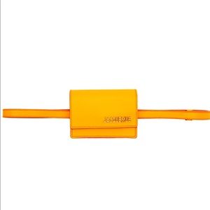 JACQUEMUS
Le Ceinture Bello belt bag in orange.
